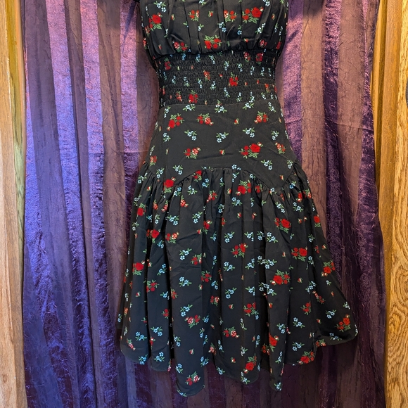 Dainty 🌹 Floral milkmaid Dress Spring Summer Fall Festival Country M/L - Picture 3 of 5